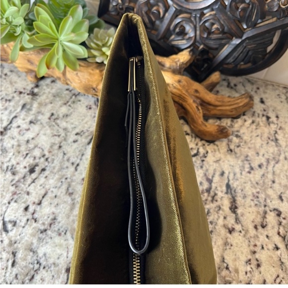 Zara Olive Green Velvet Clutch - Picture 2 of 10